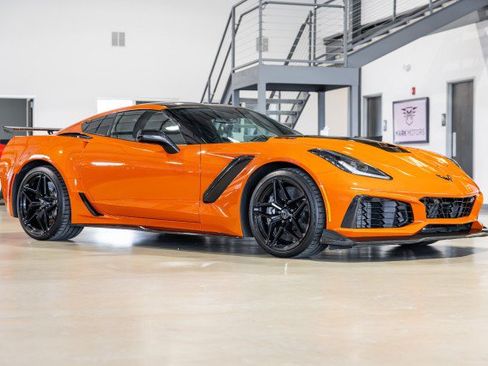 Used 2019 Chevrolet Corvette ZR1 RWD image 8