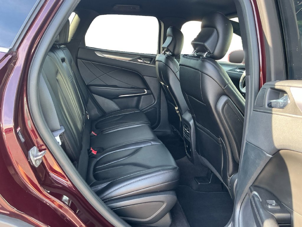 Certified 2019 Lincoln MKC Premiere FWD image 23