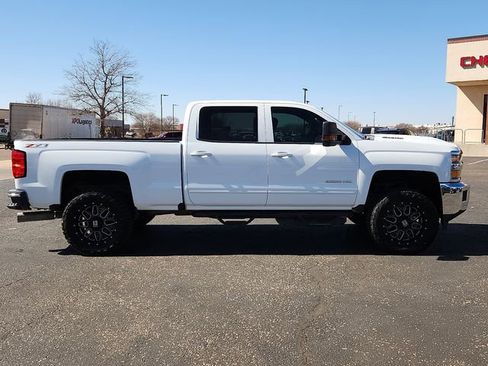 Used 2017 Chevrolet Silverado 2500 LT w/ LT Convenience Package image 5