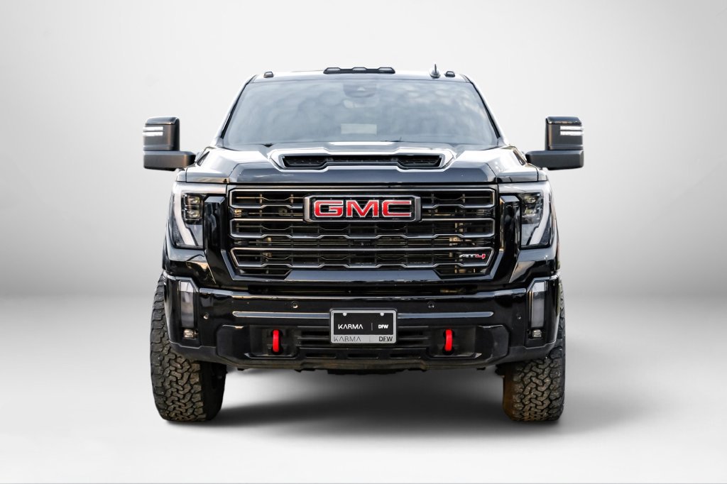 Used 2024 GMC Sierra 3500 AT4 w/ AT4 Premium Plus Package AWD/4WD image 3