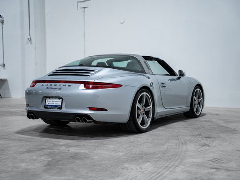 Used 2014 Porsche 911 Targa 4S AWD/4WD image 3