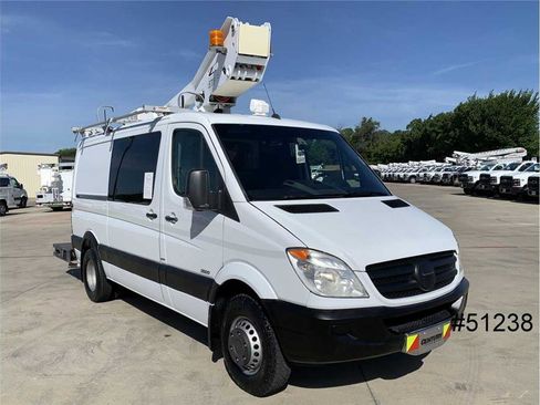Used 2012 Mercedes-Benz Sprinter 3500 w/ High Idle Fixed Pkg image 4