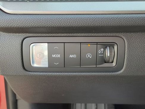 New 2026 Chevrolet Traverse LT w/ Driver Confidence Package image 25