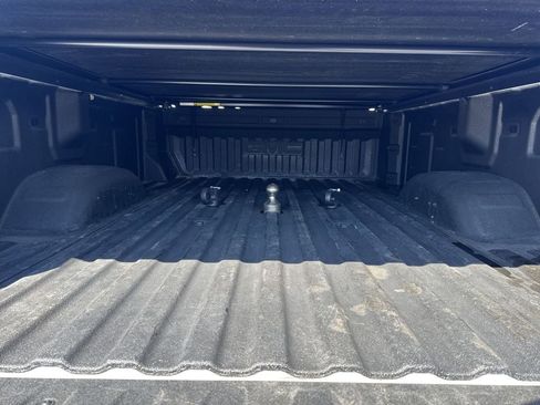 Used 2025 GMC Sierra 3500 SLT w/ SLT Premium Package AWD/4WD image 23