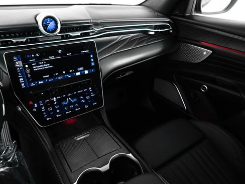 Used 2025 Maserati Grecale Modena image 28