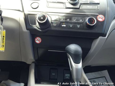 Used 2014 Honda Civic LX image 18