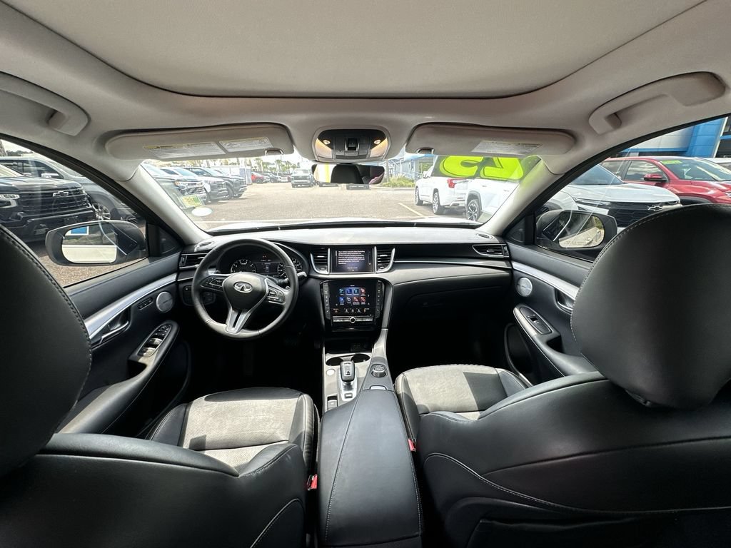 Used 2023 INFINITI QX50 Luxe FWD image 18