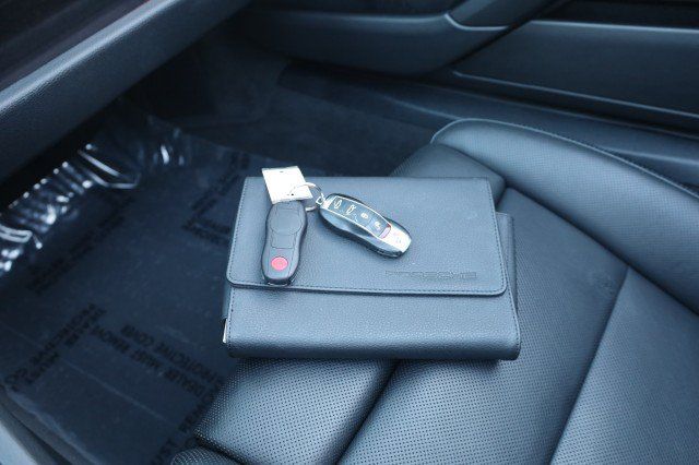Used 2017 Porsche 718 Boxster RWD image 42