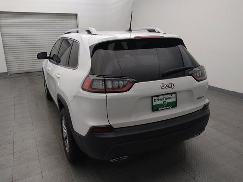 Used 2021 Jeep Cherokee Latitude Lux w/ Mopar Interior Package FWD image 6