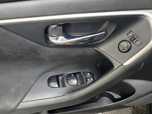 Used 2015 Nissan Altima 2.5 SV w/ Convenience Package FWD image 27