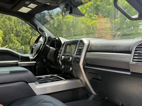 Used 2018 Ford F250 Platinum w/ Platinum Ultimate Package AWD/4WD image 23
