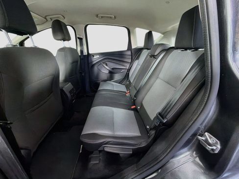 Used 2017 Ford C-MAX Energi SE w/ Cold Weather Package FWD image 27