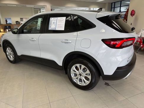 Used 2025 Ford Escape Active image 5