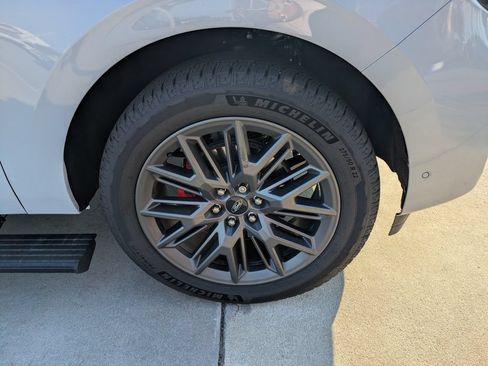 New 2025 Ford Expedition Max Platinum w/ Stealth Performance Package AWD/4WD image 10