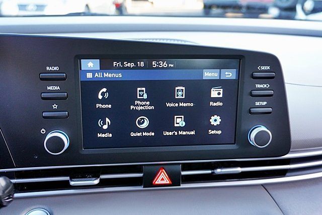 Certified 2026 Hyundai Elantra Sport FWD image 36