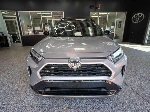 Certified 2025 Toyota RAV4 XSE w/ Advanced Technology Package AWD/4WD image 7