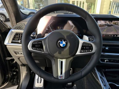 New 2026 BMW X7 M60i image 22