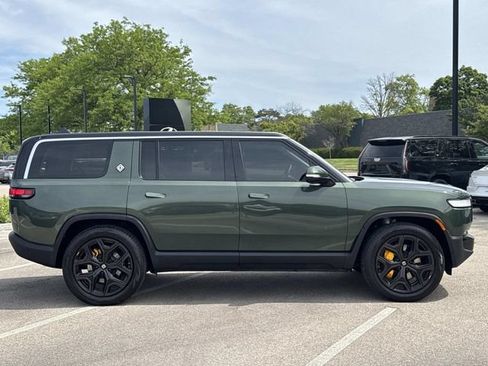 Used 2023 Rivian R1S Adventure AWD/4WD image 4
