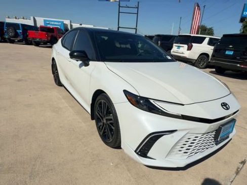 Used 2026 Toyota Camry XSE w/ Premium Plus Package FWD image 2