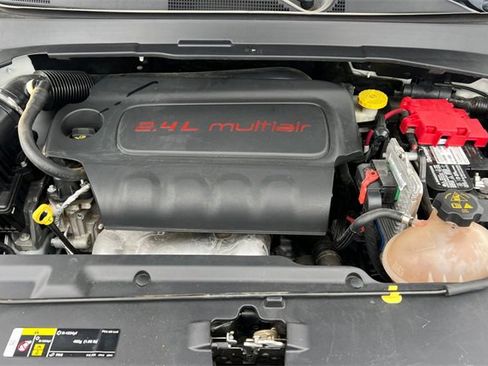 Used 2019 Jeep Compass Latitude image 24