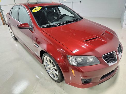 Used 2009 Pontiac G8 GXP image 2