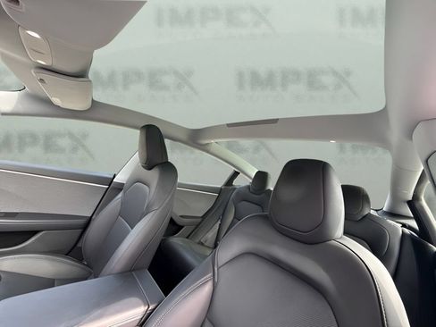 Used 2025 Tesla Model 3 Long Range RWD image 10