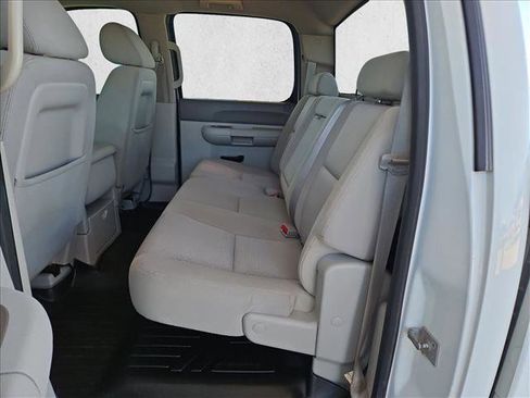 Used 2013 Chevrolet Silverado 2500 LT w/ Suspension Package, Off-Road image 17