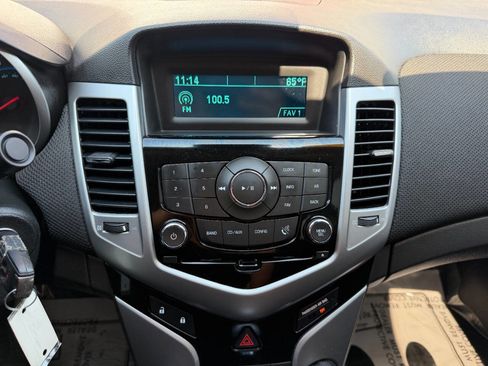Used 2012 Chevrolet Cruze LT image 30