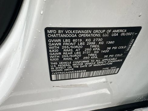 Used 2021 Volkswagen Atlas SEL Premium image 31