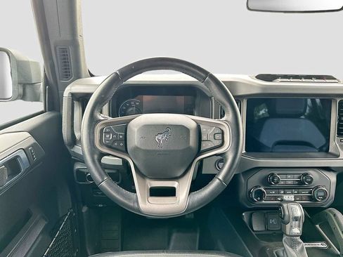 Used 2024 Ford Bronco Everglades AWD/4WD image 18