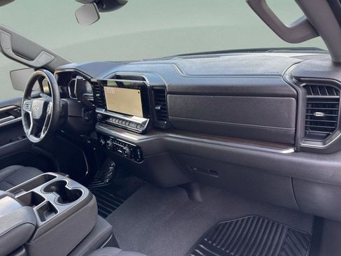Used 2023 Chevrolet Silverado 1500 LT image 37