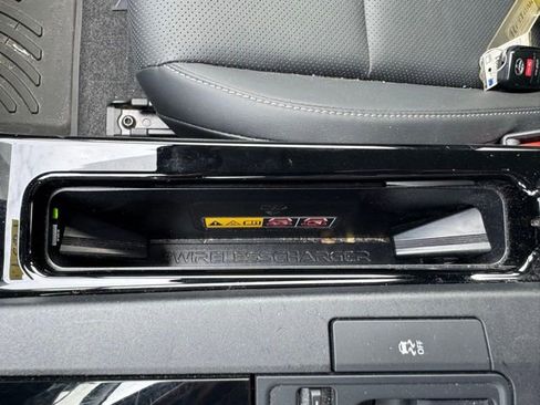 Used 2023 Toyota Prius XLE FWD image 25