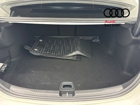 Used 2024 Mercedes-Benz C 300 Sedan image 7