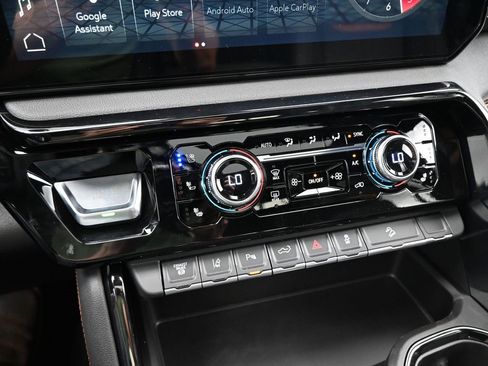 New 2026 GMC Sierra 3500 AT4 w/ AT4 Premium Plus Package image 18