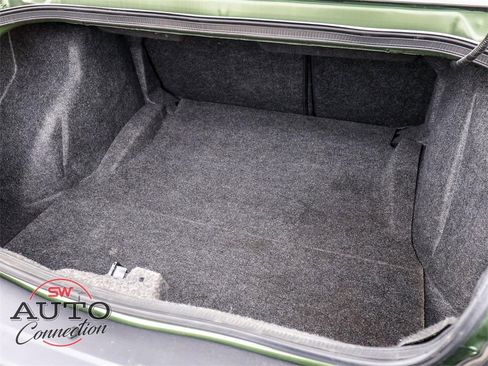 Used 2019 Dodge Challenger SXT image 12