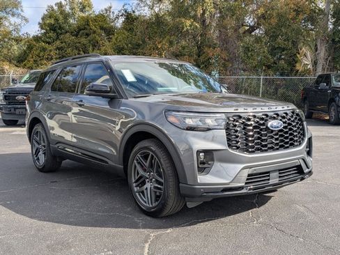 New 2026 Ford Explorer ST-Line w/ ST-Line Street Pack image 6