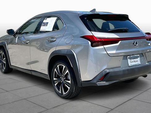 Used 2020 Lexus UX 250h w/ Premium Package image 12