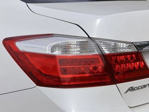 Used 2013 Honda Accord EX-L image 11