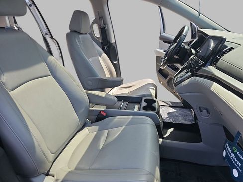 Used 2019 Honda Odyssey Elite image 13