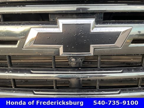 Used 2024 Chevrolet Silverado 2500 High Country w/ Midnight Edition AWD/4WD image 17