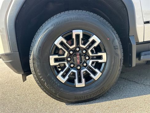 New 2026 GMC Sierra EV Elevation image 12