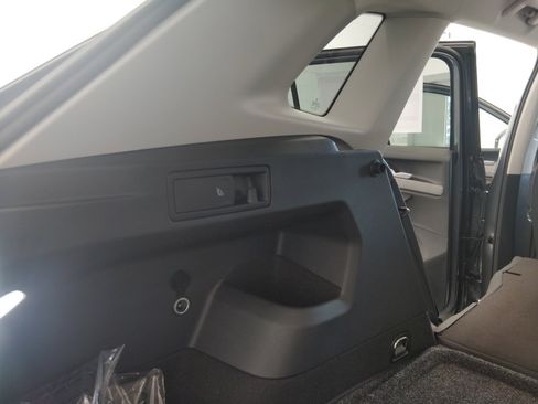 New 2026 Volkswagen Tiguan S image 23