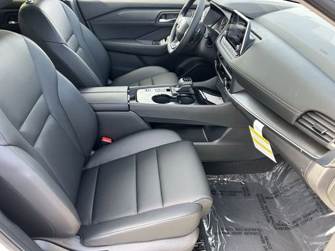 New 2026 Nissan Rogue Dark Armor image 9