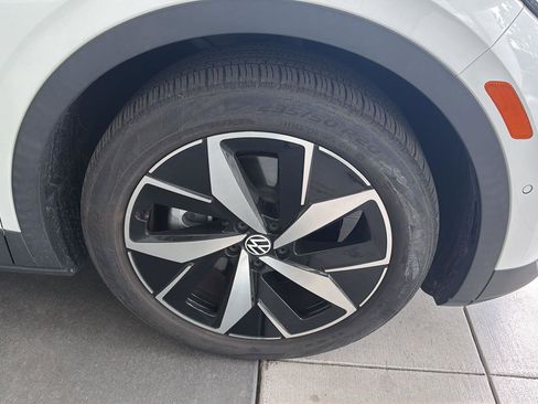 Used 2023 Volkswagen ID.4 Pro S RWD image 10