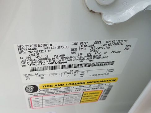 Used 2022 Ford Expedition Platinum RWD image 56