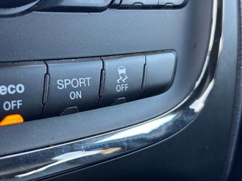 Used 2019 Dodge Durango GT AWD/4WD image 22