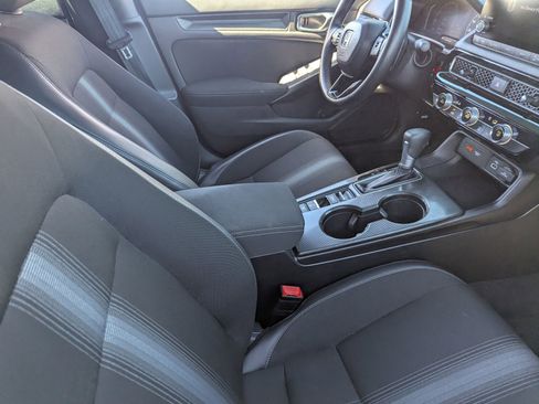 Used 2024 Honda Civic Sport image 11