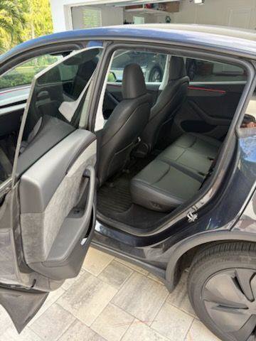 Used 2026 Tesla Model Y AWD image 5
