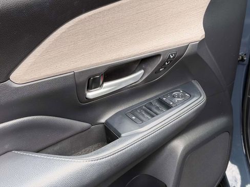 Used 2024 Toyota Grand Highlander AWD image 19