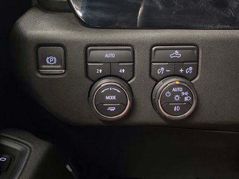 Used 2024 Chevrolet Silverado 1500 RST w/ Protection Package AWD/4WD image 28